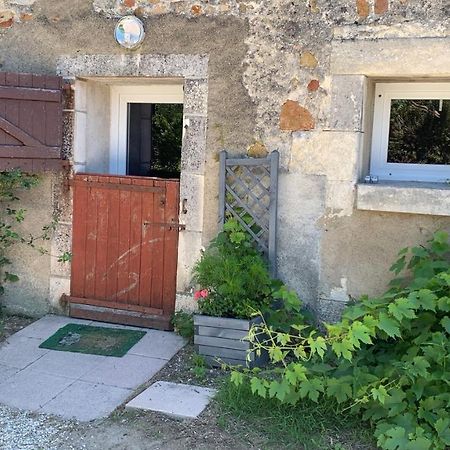 Petit Gite A La Ferme Des Buttons Rosnay  Exteriör bild